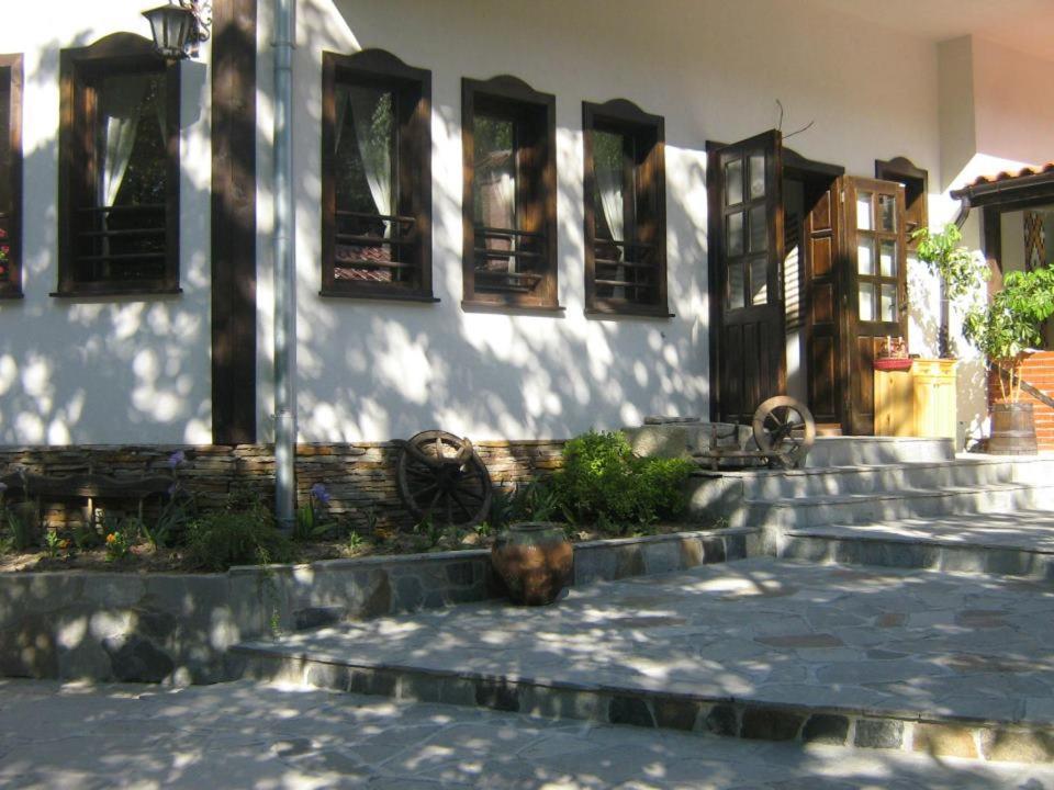 Комплекс Водопада Hotell Khrabrino Exteriör bild