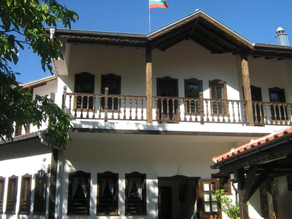 Комплекс Водопада Hotell Khrabrino Exteriör bild